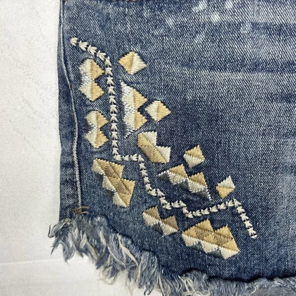 Free People Tulum Medium Wash Cut-Off Denim Jean Festival Embroidered Shorts 28